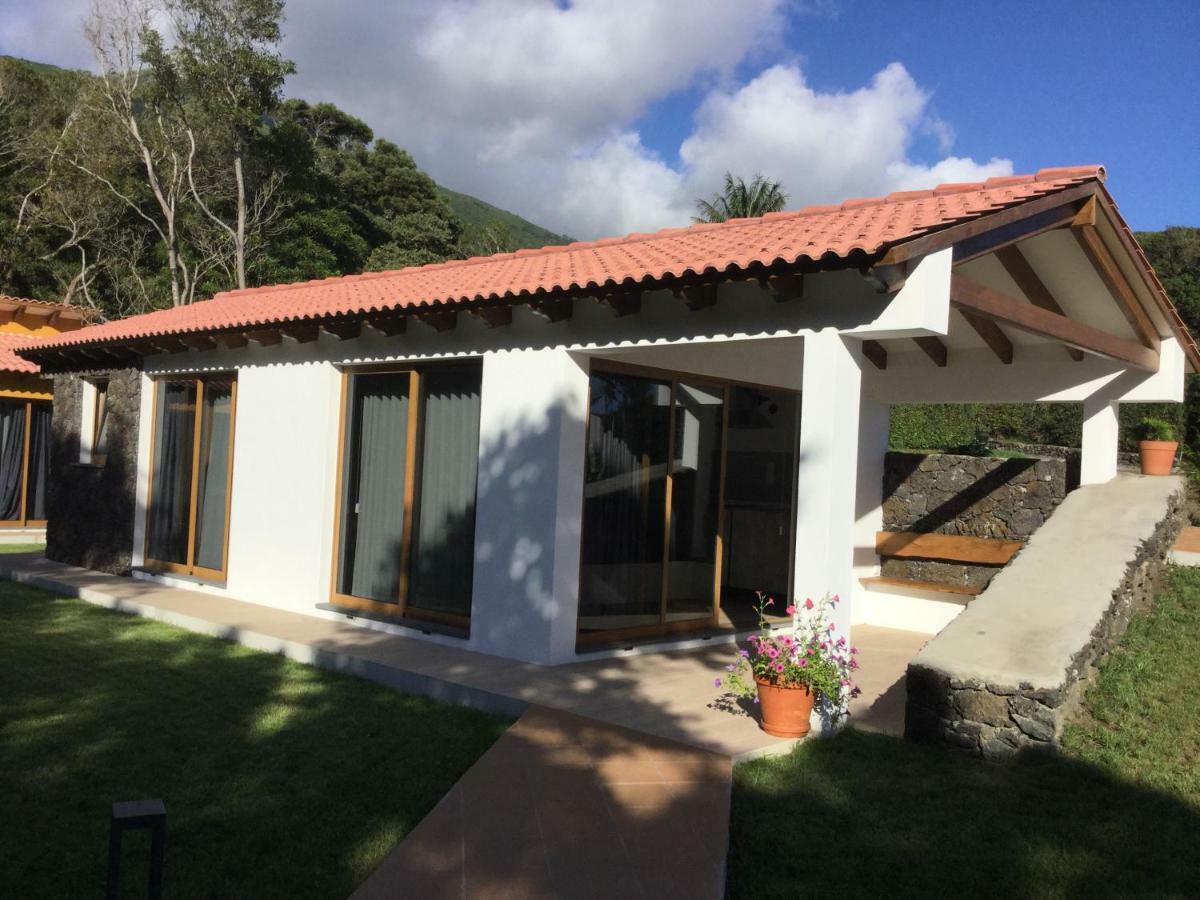 Villas Casteletes Urzelina Exterior photo